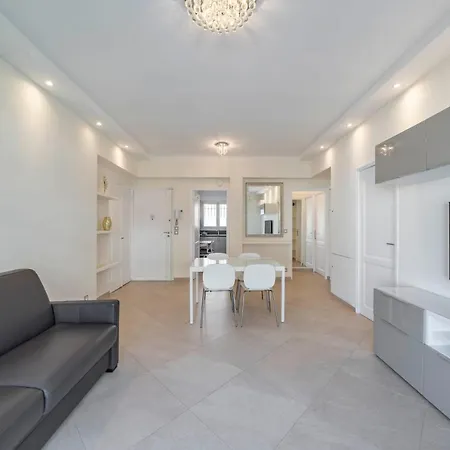 Daire Wdf 2 Bedrooms 1min Walk To Carlton